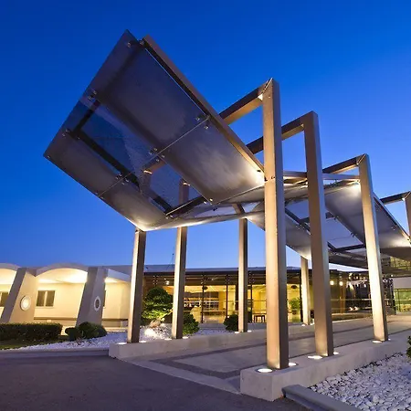 Kipriotis Village リゾート 4*