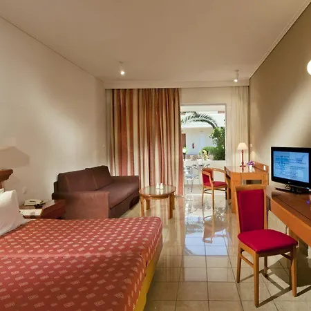 Kipriotis Village リゾート 4*