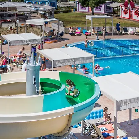 リゾート Kipriotis Village プサリビ