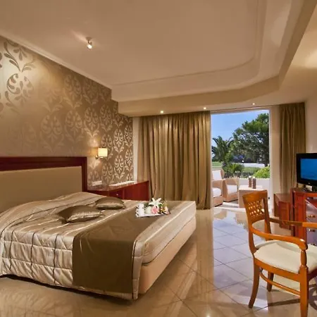 Kipriotis Village リゾート プサリビ