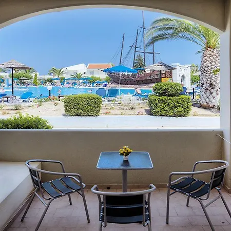 키프리오티스 빌리지 살리디