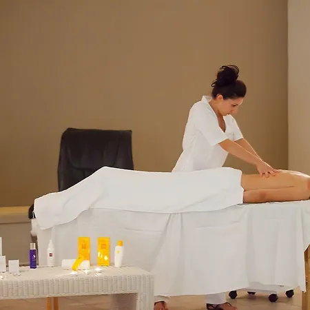 리조트 키프리오티스 빌리지 4*